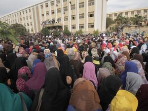 Female protesters at Al Azhar University in Assuit protesting the officials' cover up of their colleague's rape story. (Photo Credit: Horrya Press website)