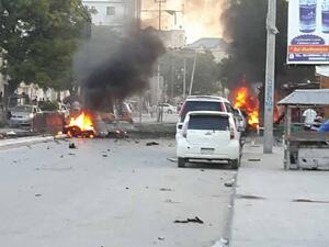 Explosive-laden car in Mogadishu (Twitter)
