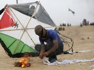 Hamas,claim Israel has exaggerated incendiary kite thread ((Twitter)
