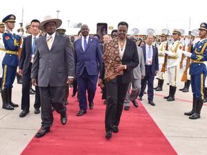 President of the Republic of Uganda arrives in Beijing for the Forum on China-Africa Cooperation (FOCAC) (Twitter)
