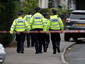 Police in London (Twitter)