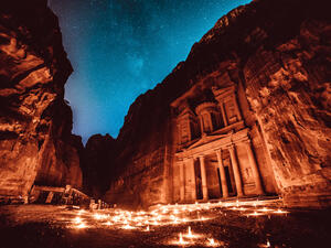 Despite all the natural beauty and the hospitality of people in Petra, female tourists have been complaining about bedouin scammers who deceive them to get money or sex. (Shutterstock)