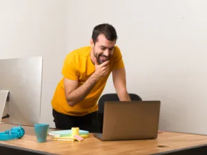 يتميز رجل برج القوس بأنه شخص نشيط حيوي

