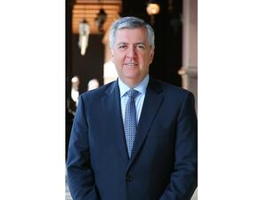 مارتن كرامر، المدير العام الجديد للفندق