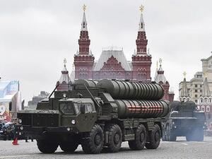 Russian S-400 missile defense system during a Victory Day military parade in Moscow's Red Square. (AFP/Natalia Kolesnikova)