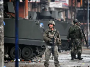 Lebanese army soldiers patrol a street in the northern Lebanese city of Tripoli. (AFP/File)