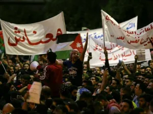 Organisers of “#Maanash” have launched another campaign on social media, calling on Jordanians to participate in a rally they planned on Friday. (AFP/ File)