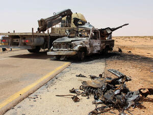The remains of vehicles bombed by Daesh militants in Libya. (AFP/File)