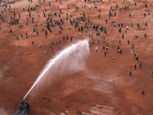 الشرطة المغربية تفرق المحتجين/أ.ف.ب