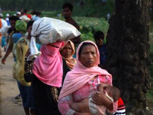 Since Aug. 25, over 625,000 Rohingya have crossed from Myanmar's western state of Rakhine into Bangladesh (AFP)