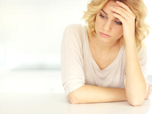 الاكئتاب له أسباب صحية وليس مرتبطاً بحالة نفسية