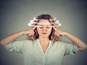 من أسباب الدوخة المستمرة انخفاض مستوى السكّر في الدم