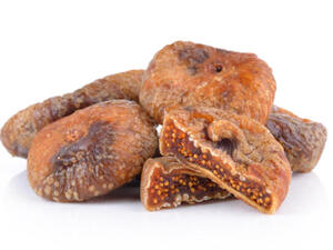 يعتبر التين المجفف بديلاً صحياً للحلويات في فصلي الصيف و الشتاء
