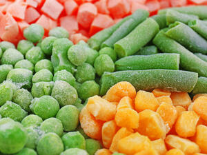 احرصي على تقسيم الأطعمة المغلفة إلى كميات صغيرة

