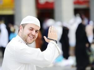 يجب الحصول على التطعيمات اللازمة من المراكز الصحية ضد الأمراض المعدية