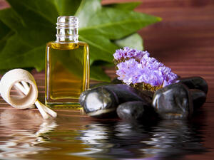 أضيفي عصير الليمون الحامض إلى معطر غرفة الطعام