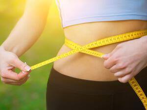 لتصغير حجم المعدة تناولي كميات قليلة في فترات متقاربة