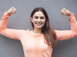 تناول حبوب زيت السمك تزيد من قوة العضلات

