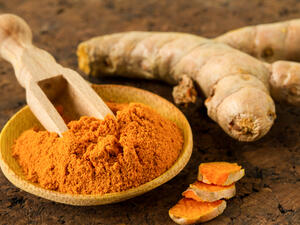 الكركم يساهم في علاج أمراض السرطان

