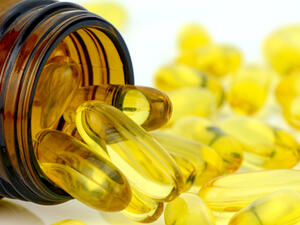 نستطيع الحصول على فيتامين هـ من خلال تناول البذور والمكسرات