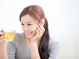 الشاي الأخضر الاختيار الأفضل ليس لأنه يهدئ الأعصاب بل لأنه يقي من السرطان