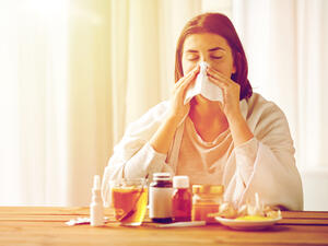 في هذا الطقس البارد، الكل يلتجئ إلى الأدوية والعلاجات الطبية