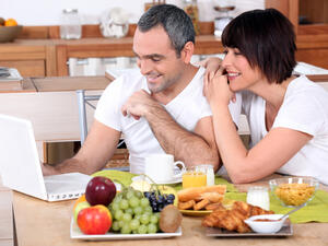 الفواكه لا يقتصر دورها على الفيتامينات والمعادن بل تعتبر فياجرا طبيعية

