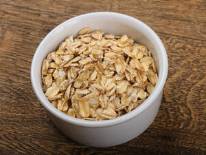 الألياف الغذائية مفيدة جدأً لأنها تنشّط الجهاز الهضمي
