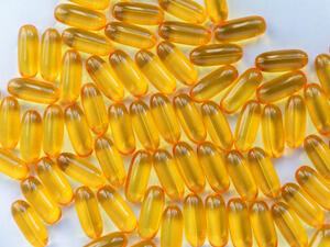 زيت السمك يساعد في المحافظة على صحة القلب

