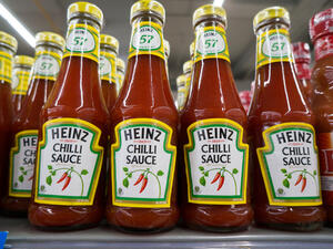 دائما ما يصعب إخراج قطرات الكاتشب الأخيرة من الزجاجة