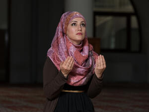 دعاء إذا قلته بعد طعامك يغفر الله ماتقدم من ذنبك