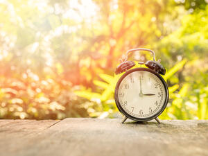 يجب الابتعاد عن القهوة ست ساعات على الأقل قبل موعد النوم