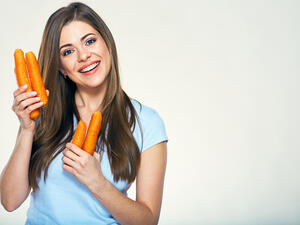 الجزر يساعد على تعزيز الجهاز المناعي، ويحافظ على صحة عينيك