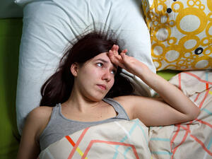 الكشف عن سبب كره مغادرة سريرك عند الإستيقاظ!