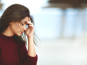 من أسباب انقطاع الدورة الشهرية معاناتك من الضغط اليومي أو التوتر