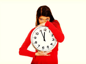 يعاني النساء مشكلات في الانتقال من التوقيت الشتوي إلى الصيفي والعكس