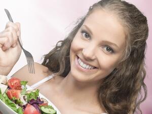 من فوائد البدء بالسلطة والفواكه ضبط نسبة السكري

