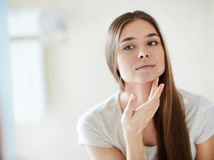 لمنع شحوب الوجه في رمضان إحرصي على أن تختاري أطعمة تمدّك بالحيويّة