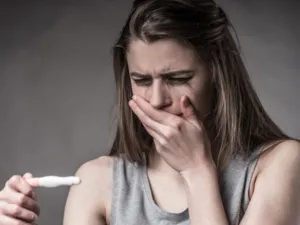 تناول حبوب منع الحمل بعد ولادتك الأولى. قد لا يحدث الحمل الثاني 