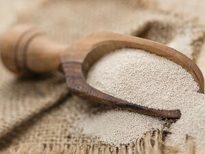 تساعد خميرة البيرة في علاج الرؤوس السوداء

