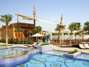 ناتيون ريفيرا بيتش كلوب - جزيرة تريجر