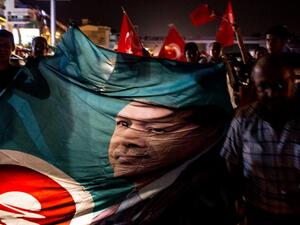 People take to the street in support of President Recep Tayyip Erdogan July 16, 2016. 