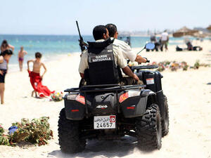 Tunisian security forces patrol a beach in Sousse. (AFP/File)