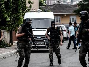 Turkish special police officers patrol in the street on August 10, 2015 in Istanbul. (AFP/File)