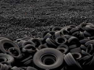 Thick clouds of toxic black smoke billow from inferno in huge tyre dump in Sesena, south of Madrid, Spain. (File photo) 