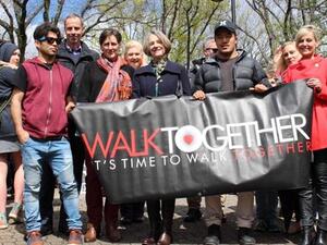 Tasmanian Governor Kate Warner (center) says she is proud to welcome all asylum seekers during a rally on October 22, 2016. (Courtesy photo)