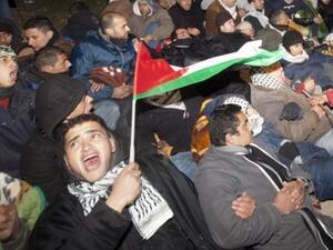 الجيش الإسرائيلي طوق منطقة الاعتصام وأغلق كافة المداخل