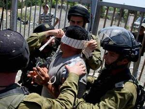 تعتقل إسرائيل في سجونها 6500 أسيراً فلسطينياً، بحسب إحصائيات رسمية فلسطينية