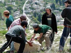 تقع “سبسطية” على بعد 12 كم شمال غرب مدينة نابلس