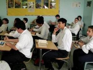 الامتحانات نظمت بشكل موحد حسب المنهاج الفلسطيني في الضفة وغزة